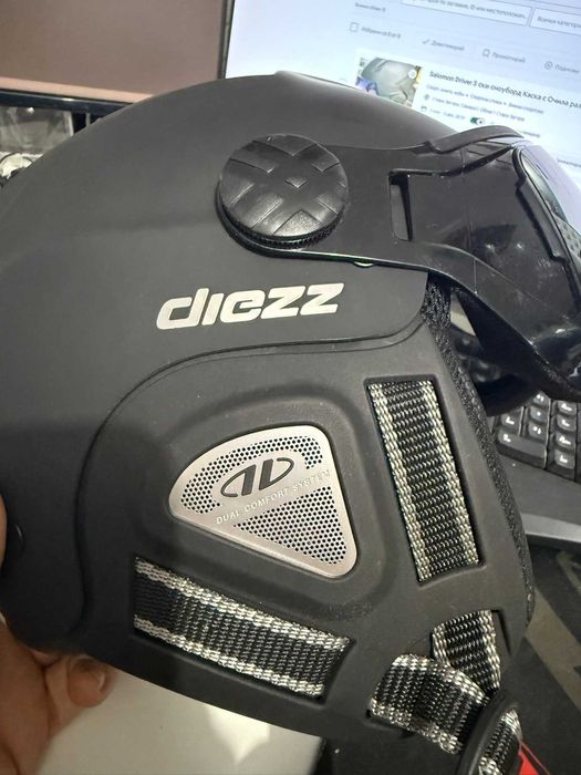 Diezz каска с очила за Ски / сноуборд размер S