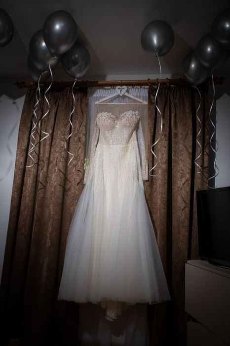 Vând rochie de mireasă