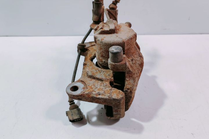 Etrier frana dreapta fata cu suport Audi A6 4F/C6 (facelift) seria