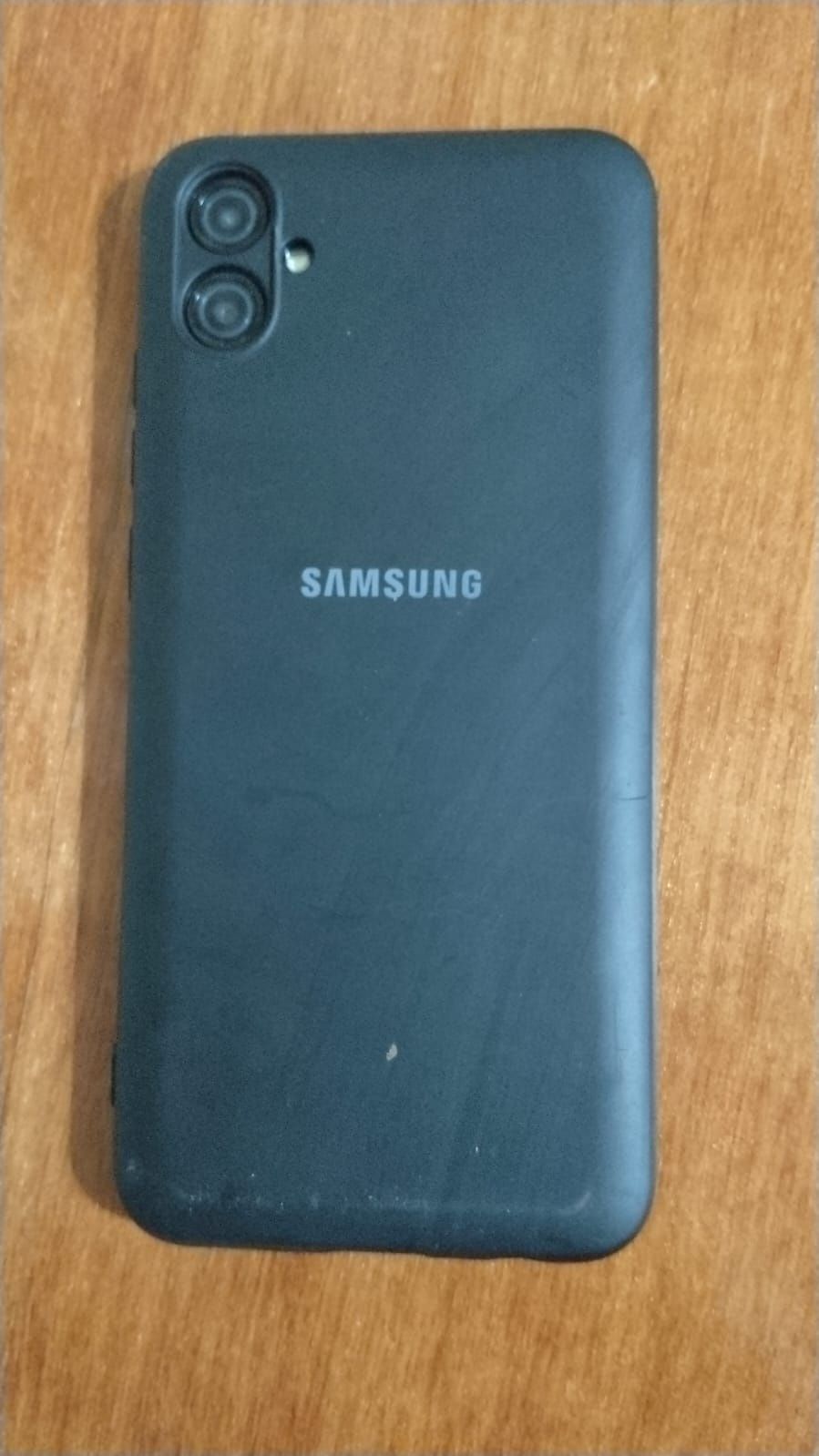 Продам Samsung A04e