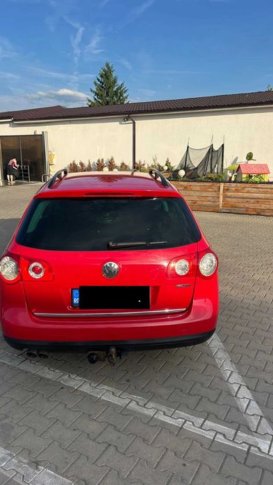 Vând Volkswagen Passat B6 Break – Roșu, elegant și spațios