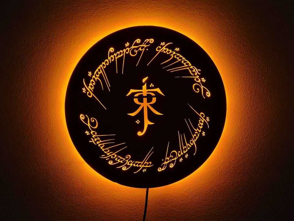 Decoratiune de perete iluminata LED - Lord of the Rings