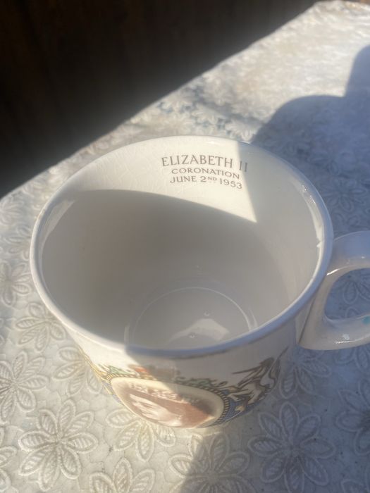 Cana comemorativa Regina Elisabeta