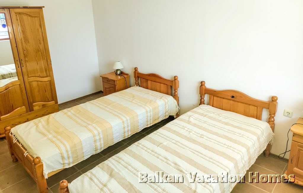 Продава се Тристаен апартамент в Балчик - 94 кв.м за 1062 €/кв.м - Снимка #13