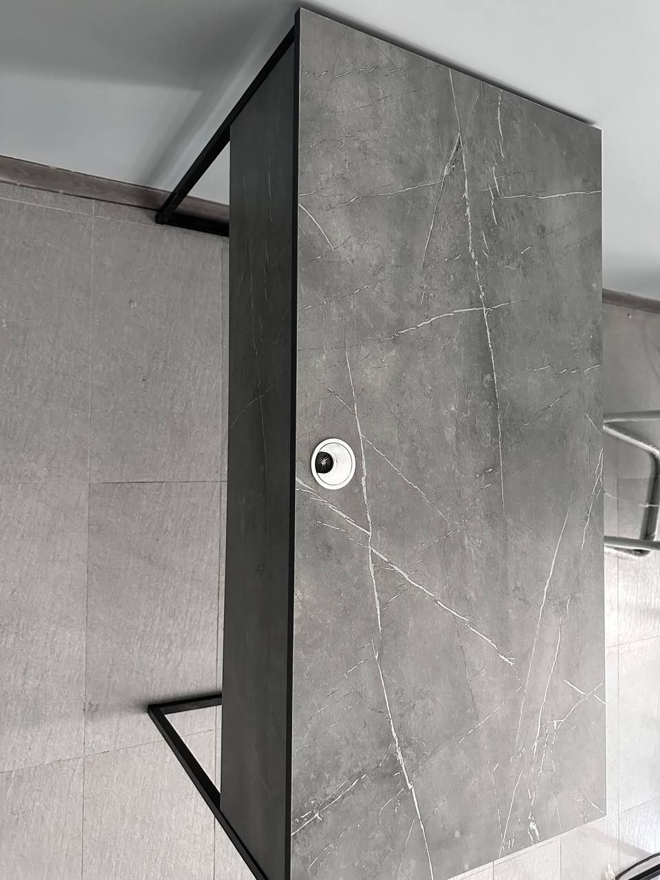 Loft Stol va stullar