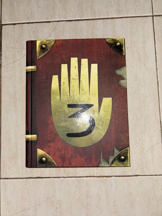 Gravity Falls: Journal 3 - Jurnalul lui Dipper (scris in lb engleza)