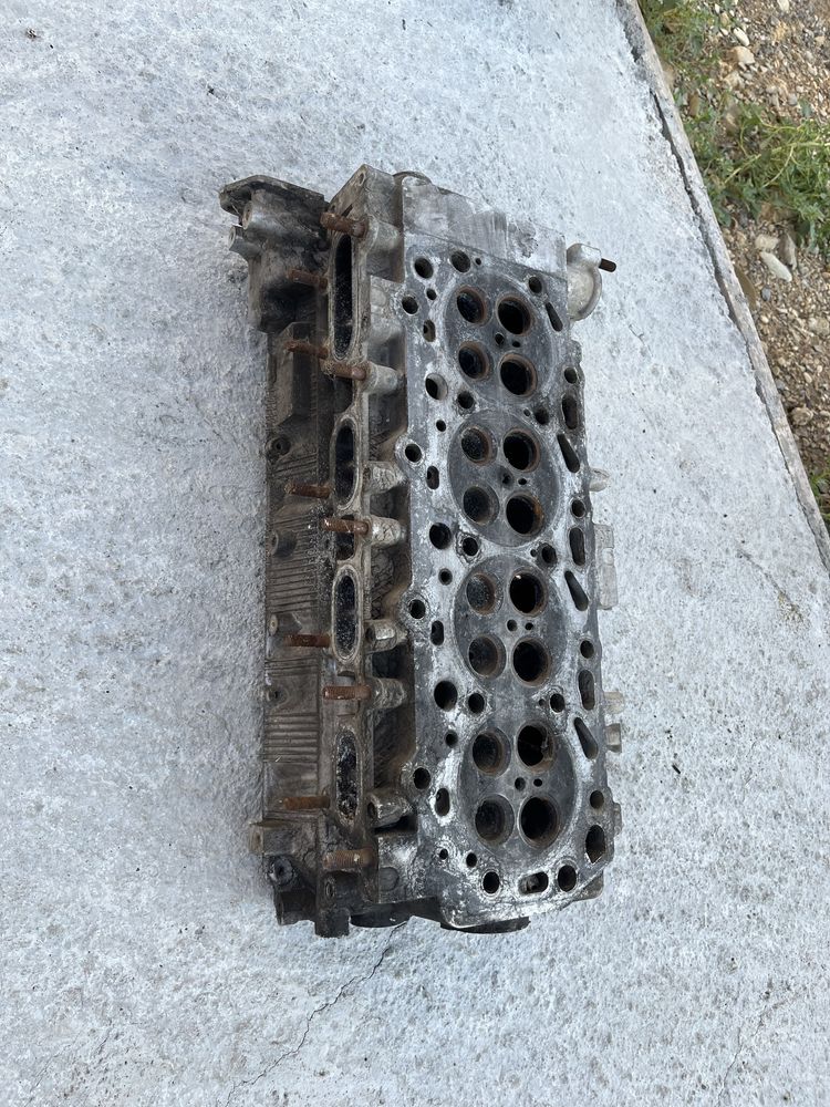 Глава за Митсубиши L200 / 2.5