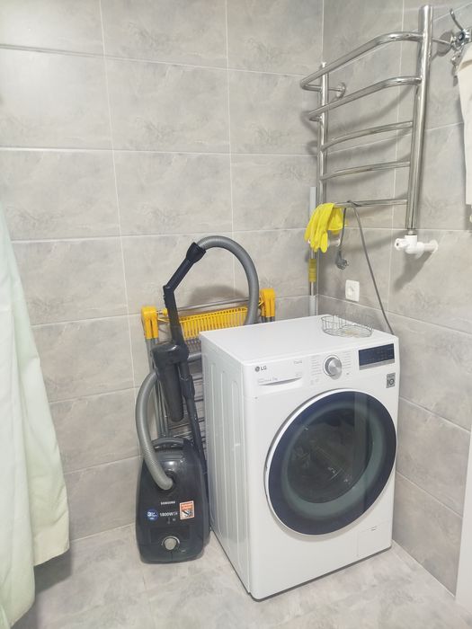Ijaraga kvartira beriladi Vagzal uz gazoyil 3 xona 7 etaj lifit bor