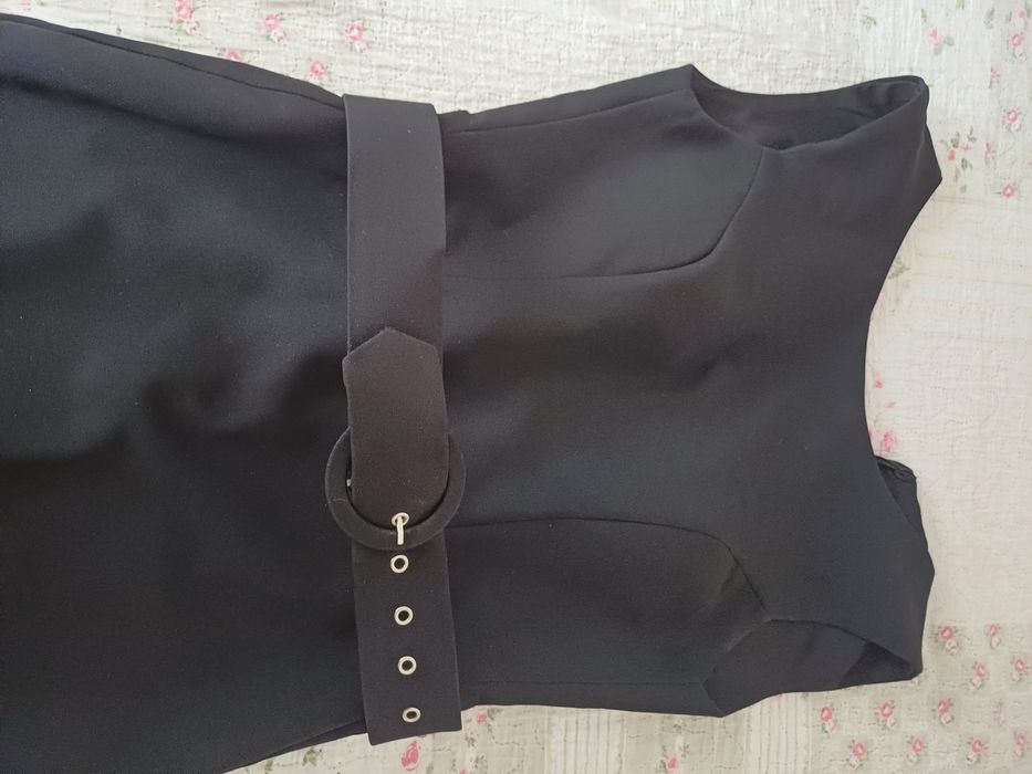 Rochie neagra,mărimea S