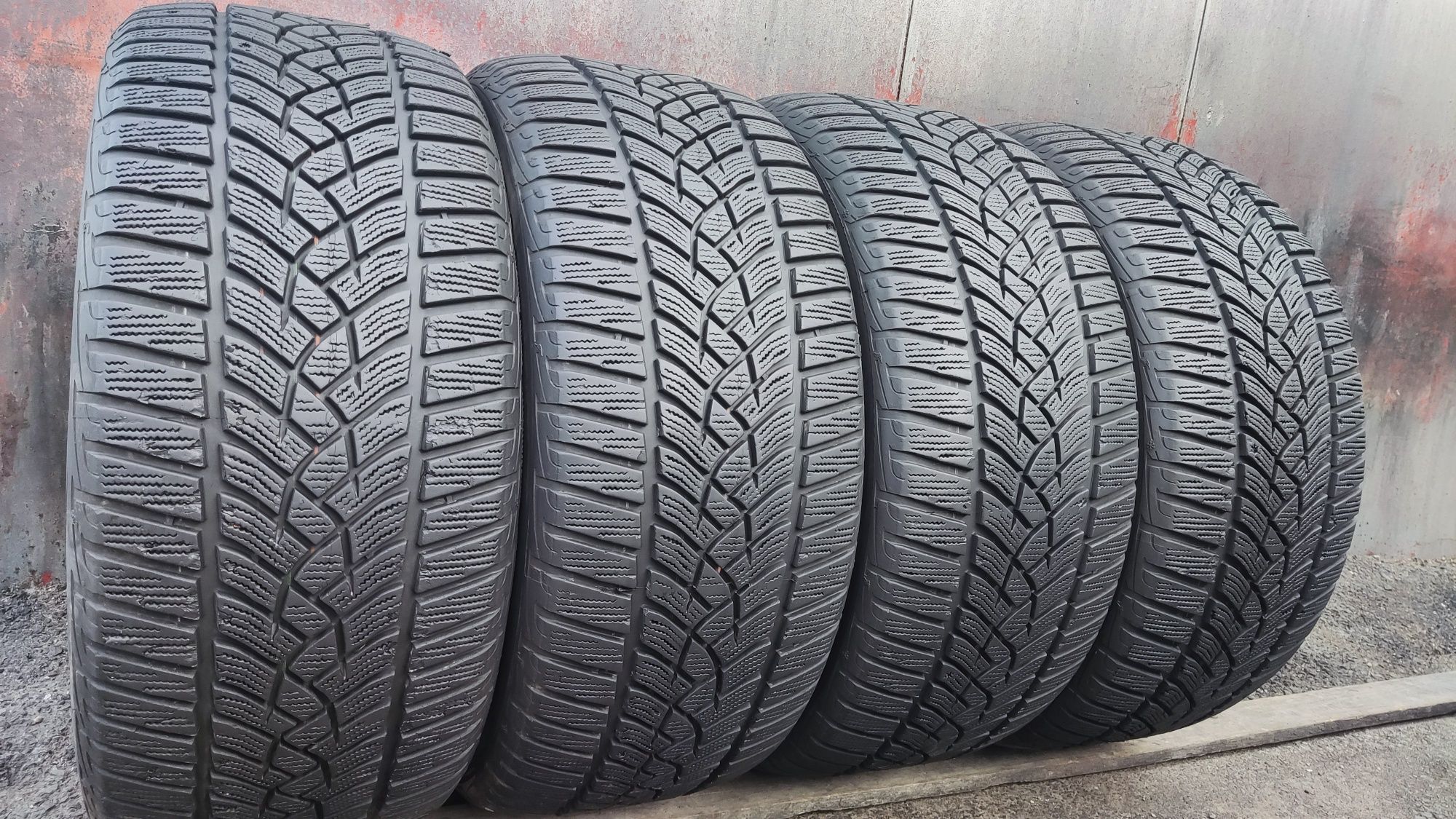 4бр. зимни гуми 245/45/17 GoodYear Ultra Grip Performance 
dot23
7.6mm