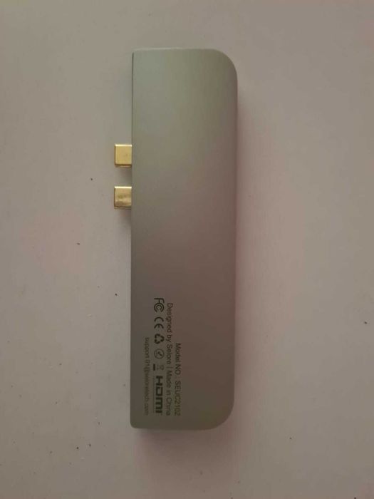 Docking Macbook PRO/AIR M1 si mai jos