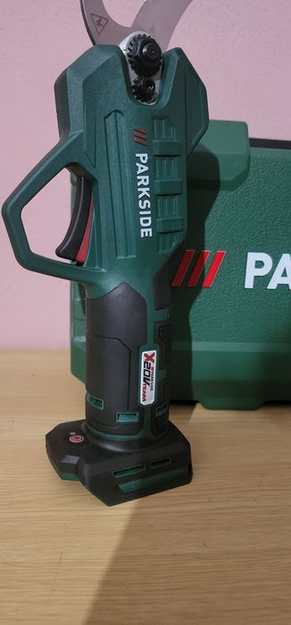 Vand foarfeca Parkside 20v