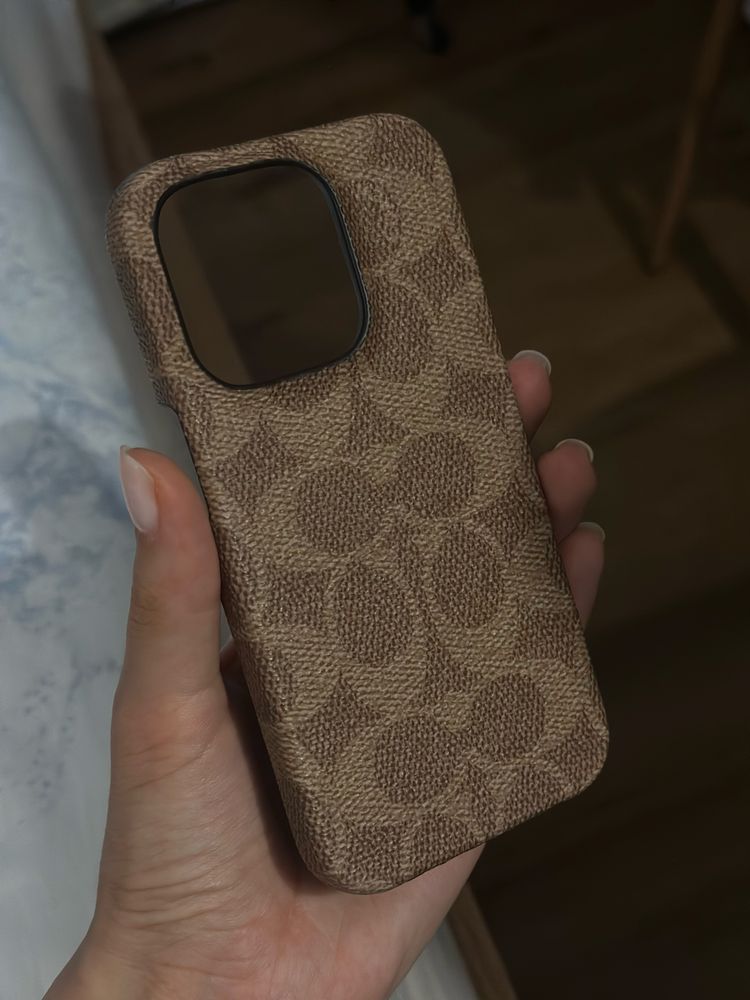 iPhone 14 Pro кейс Coach