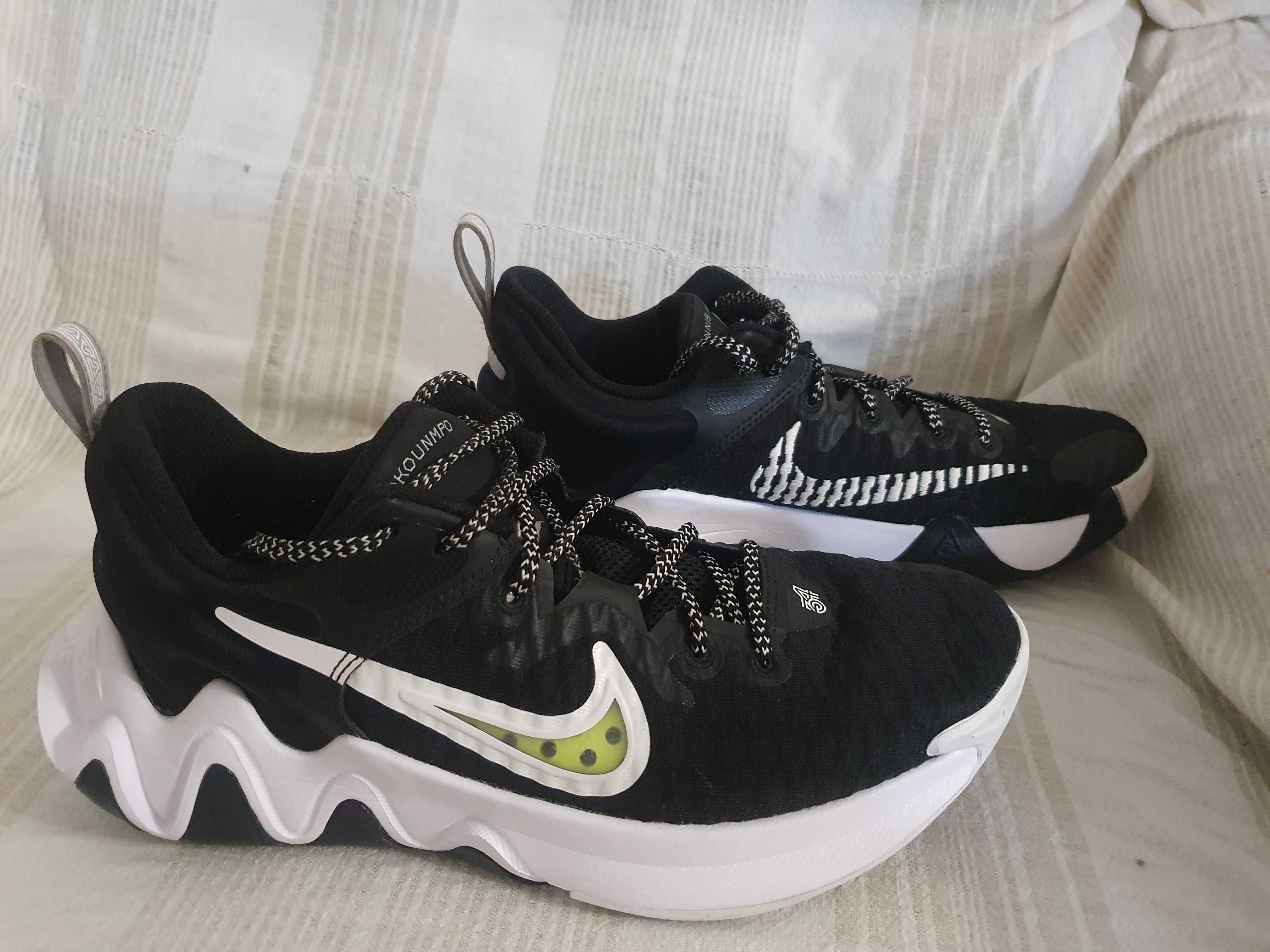 Маратонки Nike Янис Иморталити 1
