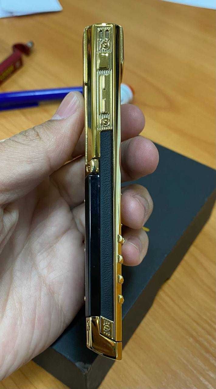 Vertu gold rangli