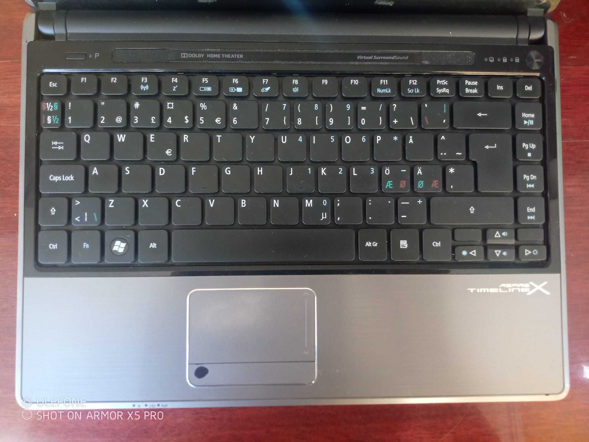 Vand LAPTOP ACER  MODEL  SLIM  pret 600 lei