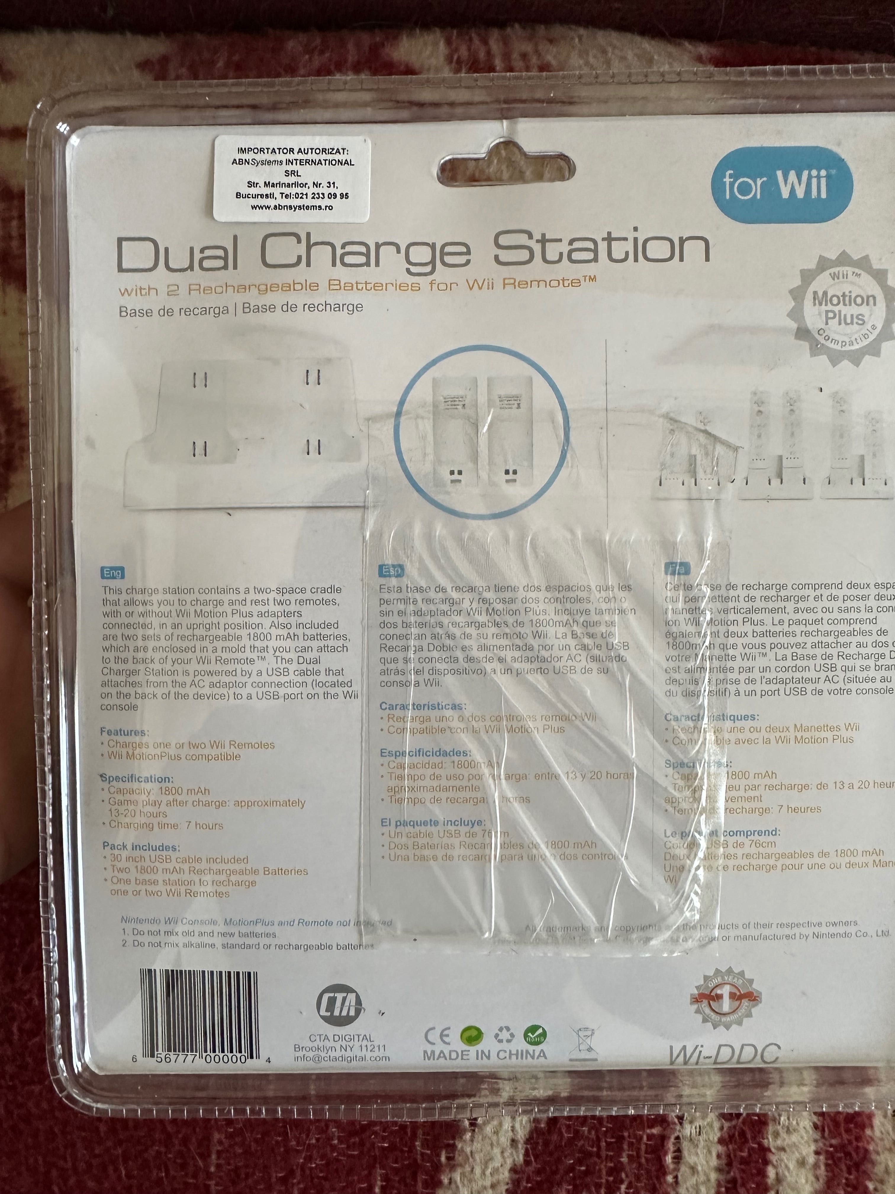 Dual charge station for wii