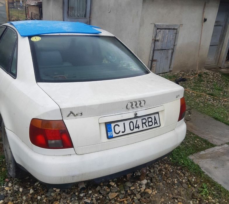 Dezmembrez Audi A4 1.6 benzina/ 1.9 Diesel