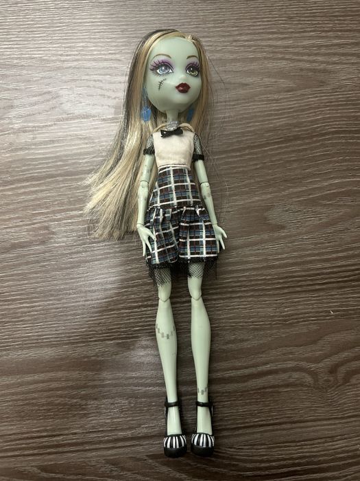 Продам Ориг Monster High Фрэнки!!Gen1