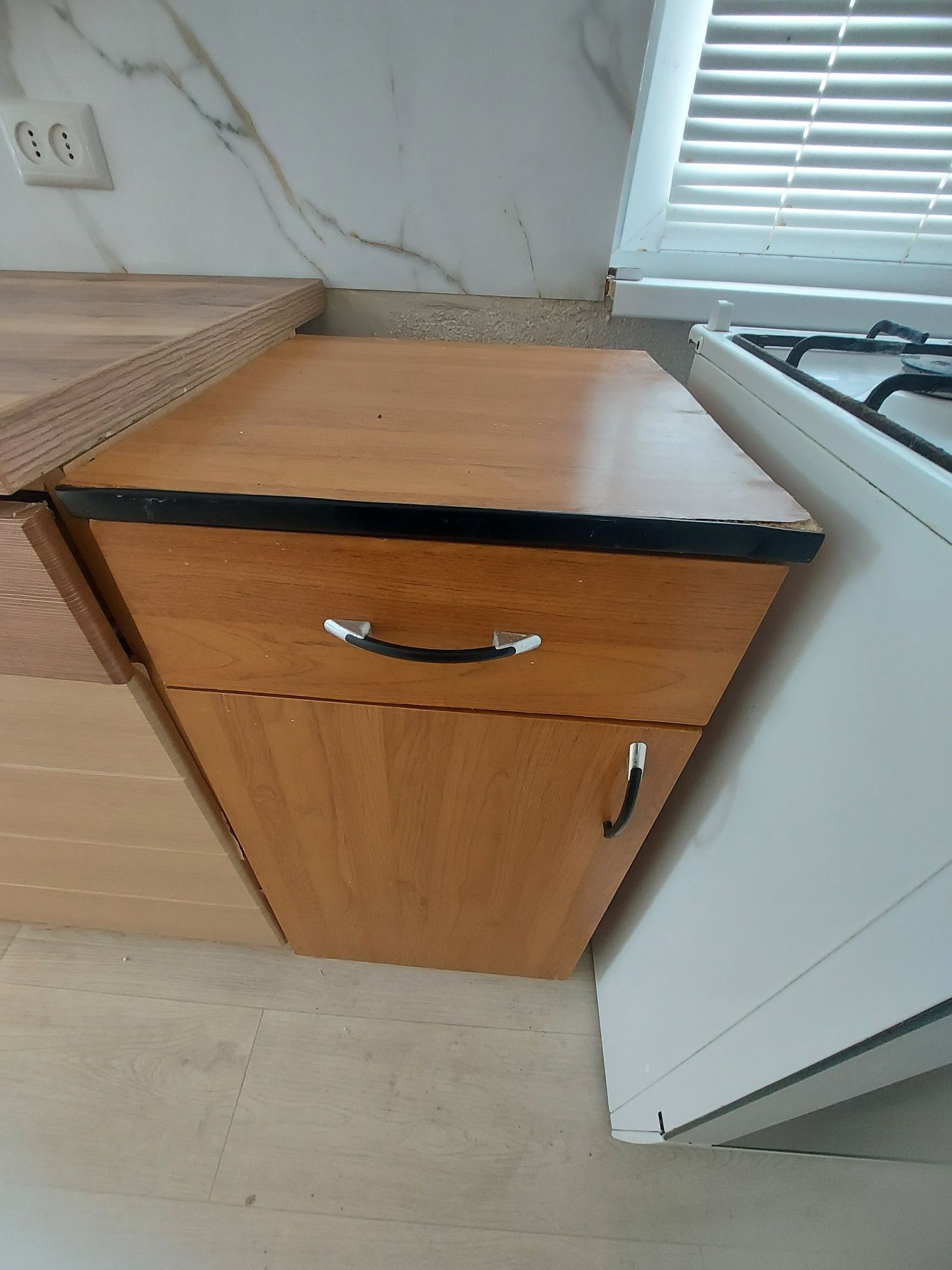 Продам прихожую в хорошем состоянии