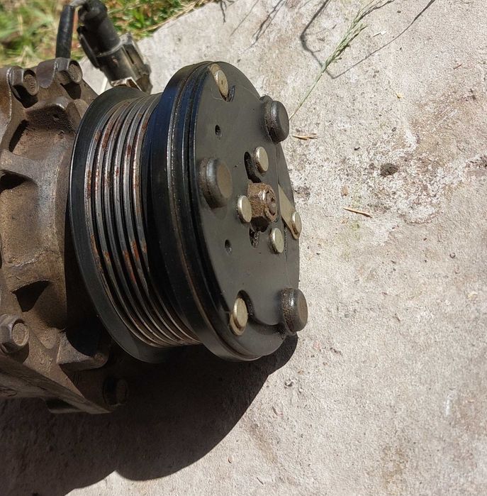 Vând Compresor clima YS4H-19D629-AB, Ford Tourneo Connect, 1.8tdci