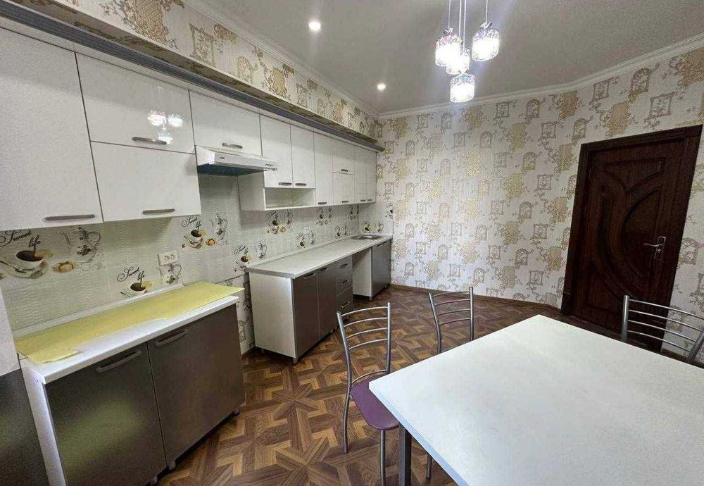 Продаётся 3х квартира на 2 этаж орр КРЫТЫЙ