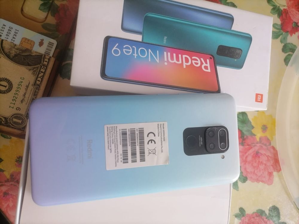 Продаеться телефон Redmi Note9