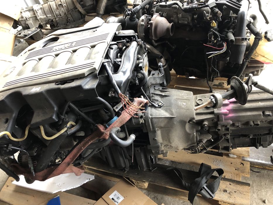 Motor bmw 2.5d. bmw e60/E90. Cutie viteze,injector etc