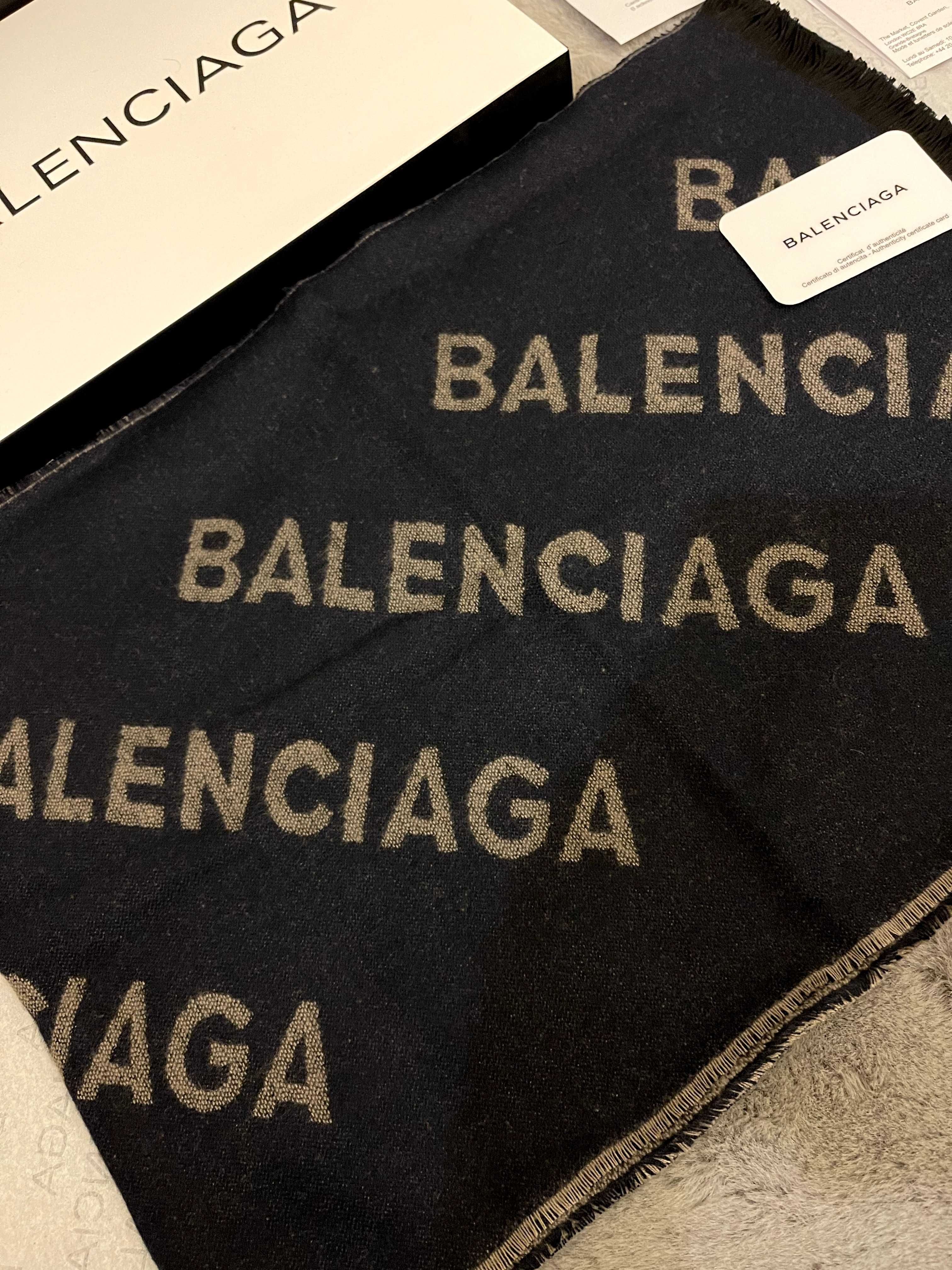 Fular/Eșarfă Balenciaga Paris black