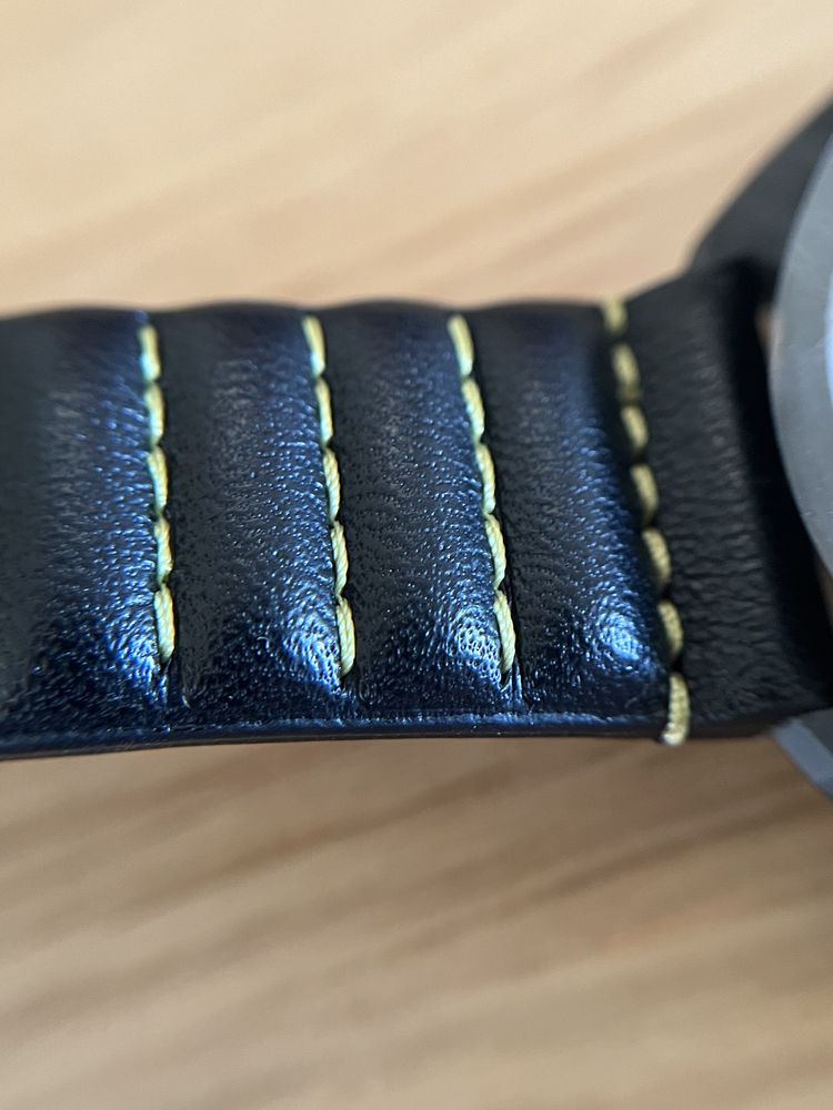 Часовник Zelos GT Carbon "Eclipse"