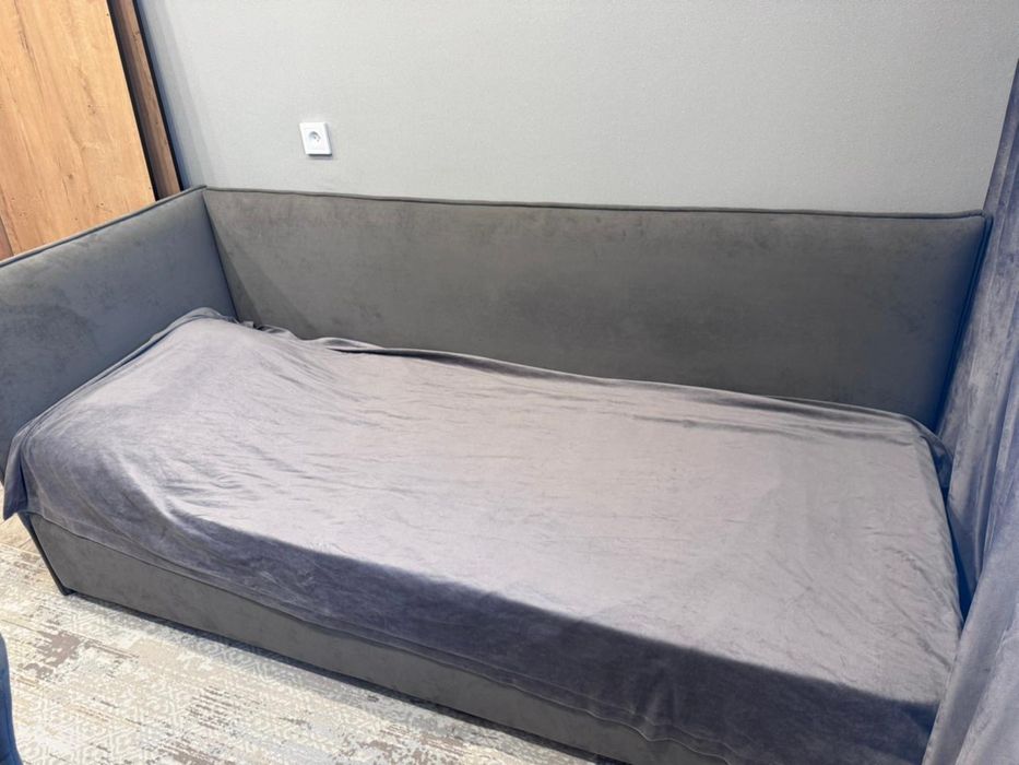 Кровать подростковая