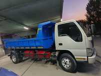 ISUZU  сотилади 5 тоналик буткадан самасвал клинган  (Автобусдан емас)