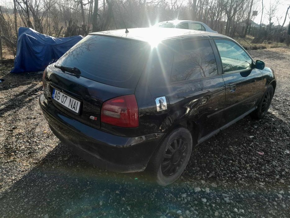 Vând audi A3 8L 1.6 benzină
