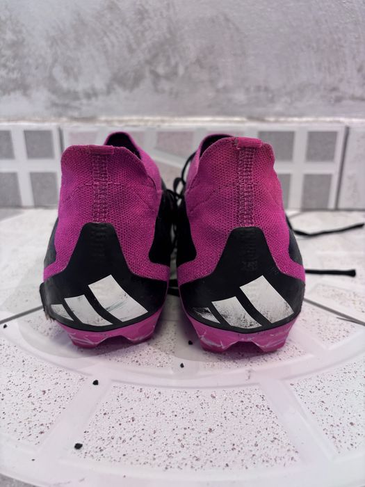 Ghete de fotbal adidas predator