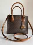 Чанта MICHAEL KORS от кожа/брандирано платно с лого