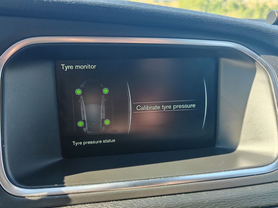 Volvo V40 2015 TVA deductibil