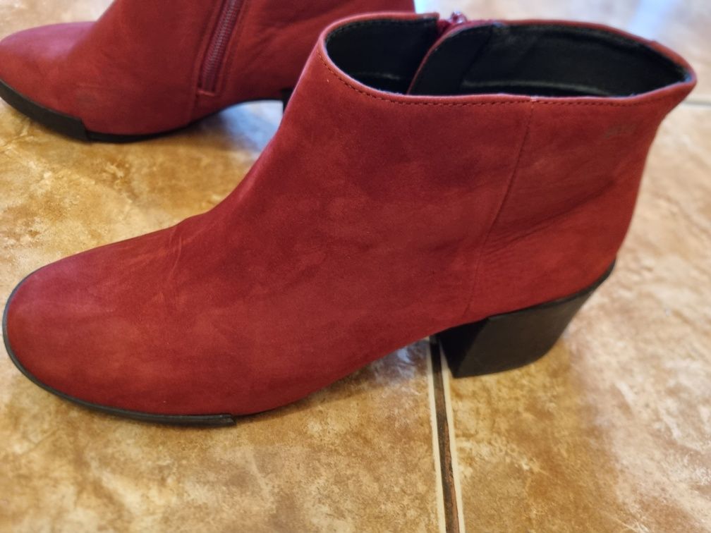 Botine Camper  marime 39