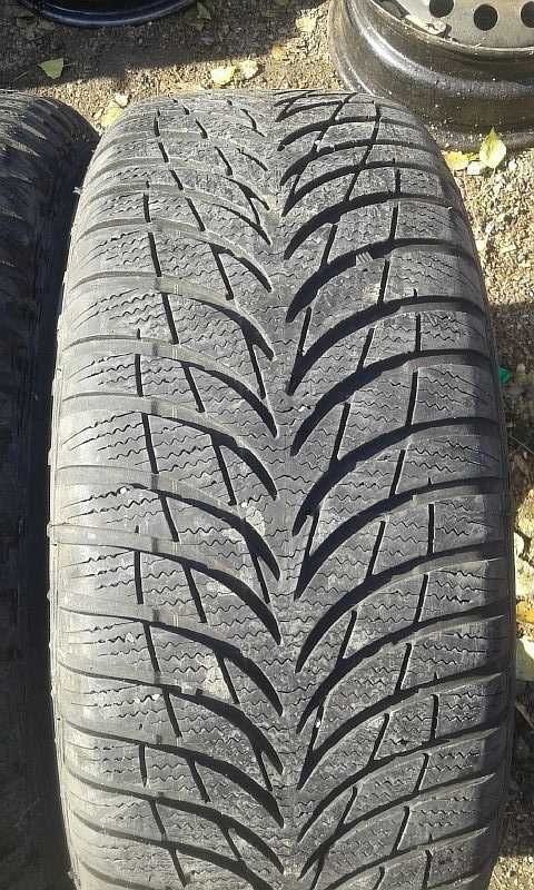 Шины 205/55 R16 - "GoodYear UltraGrip 7+" (Германия), всесезонные.