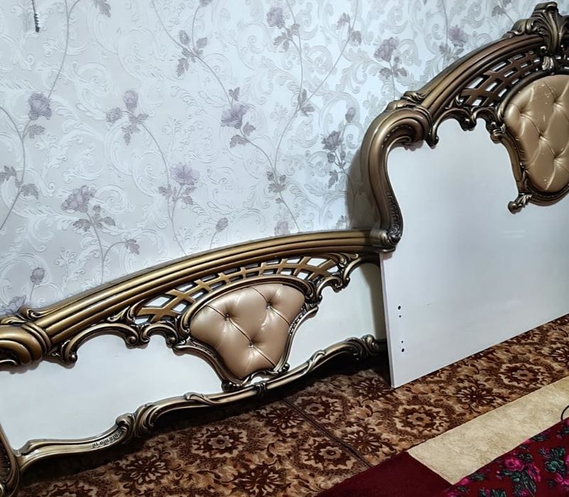 Подголовник и ножка кровати. Россия.Цена договорная