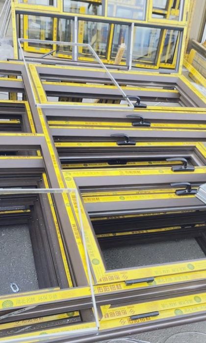 Алюминиевые окна со стеклом — 45,000 тг/м²