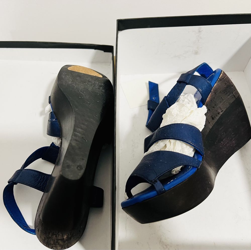 Sandale de piele culoare albastru regal
