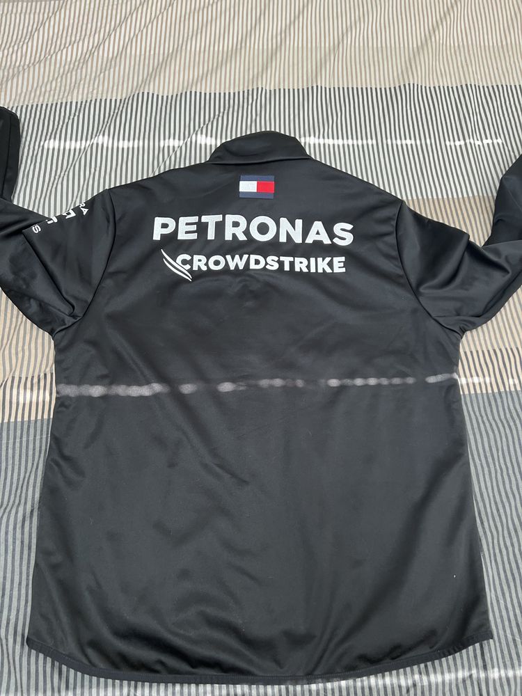 Mercedes AMG Petronas мъжко яке