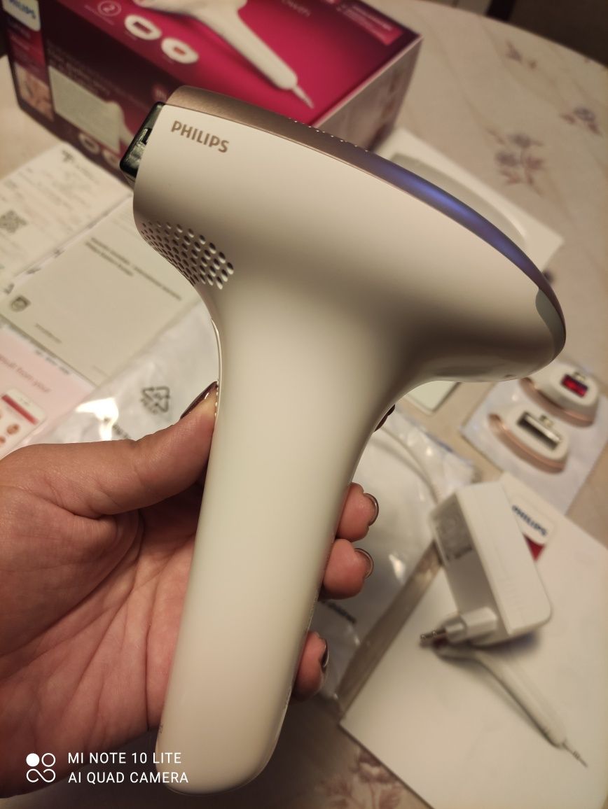 Фотоепилатор Philips Lumea Advanced SC 1997