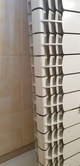 Calorifere aluminiu folosite 3 ani