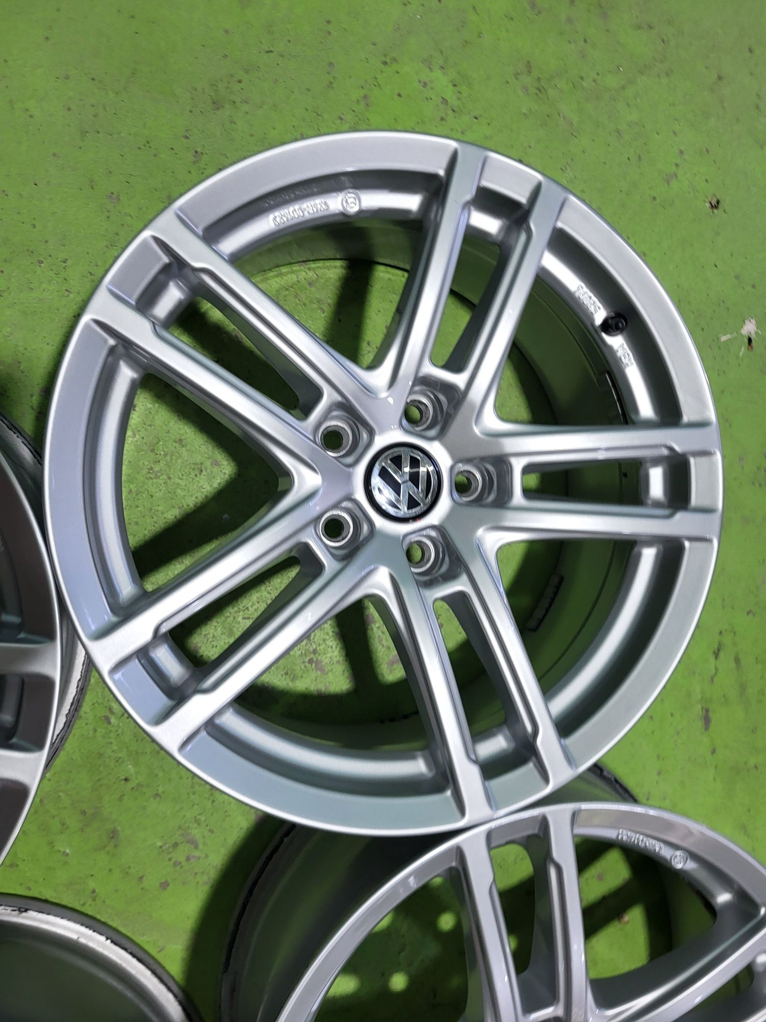 17 5x112 Vw Audi Skoda лети джанти 5х112