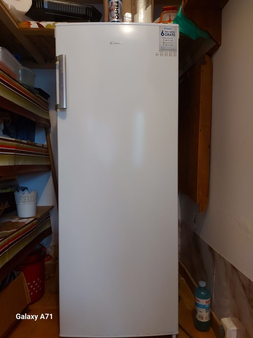Congelator Candy  cu 5 sertare