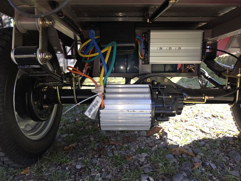 Triciclu electric cu volan, RDB MAX KLASS. Preț 14.7000 lei