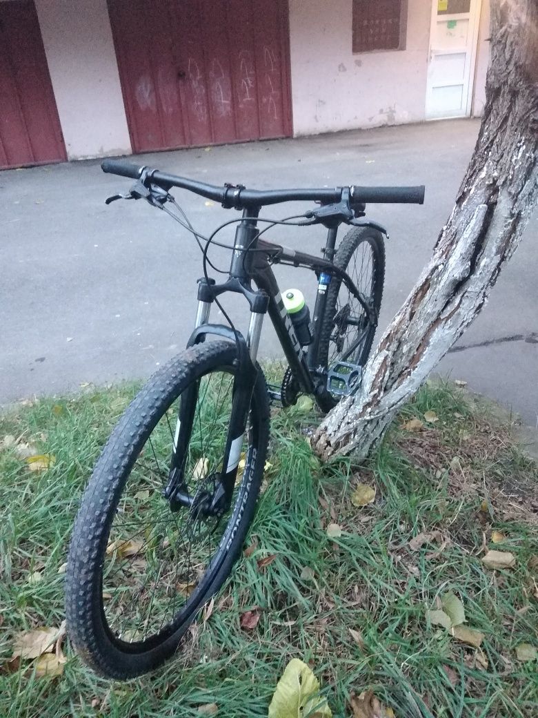 Bicicleta trek marlin 6