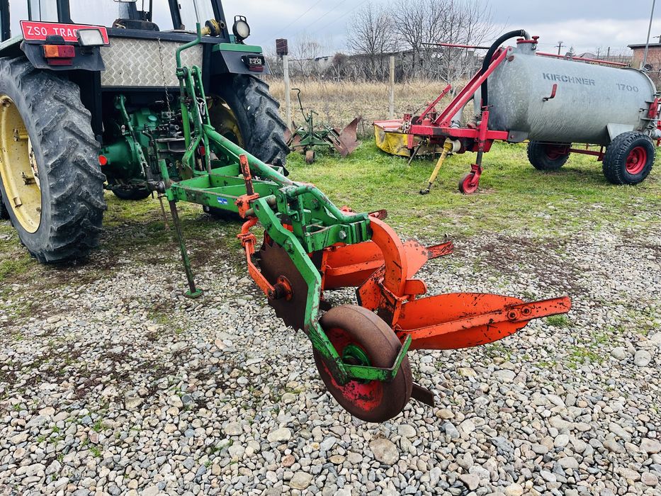 Plug cu 3 capuri, brazdare, cormane Heger cu roata de copiere 70 inalt