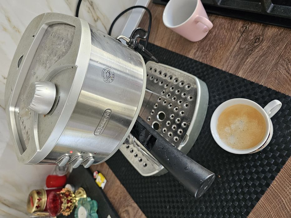 Expresor cafea Delonghi
